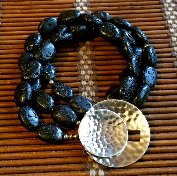 Silpada Sterling Silver & Black Lava Bracelet - Picture 1 of 12